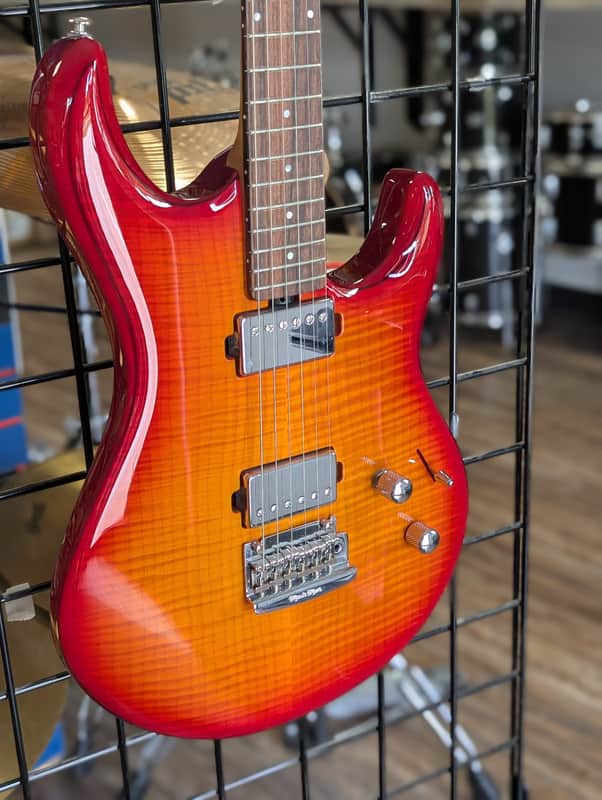 2020 Ernie Ball Music Man Steve Lukather Luke III Maple Top HH Cherry Burst Flame w/ Case