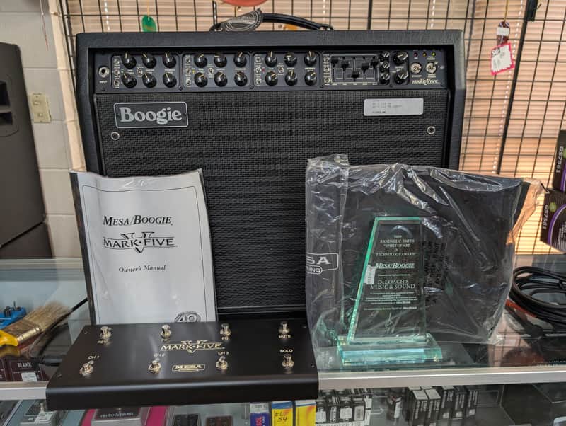 Mesa/Boogie Mark V 90-Watt 1x12 Tube Combo Amp – New Old Stock w/ Footswitch