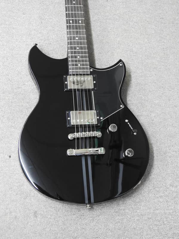 Yamaha RSE 20 - Black