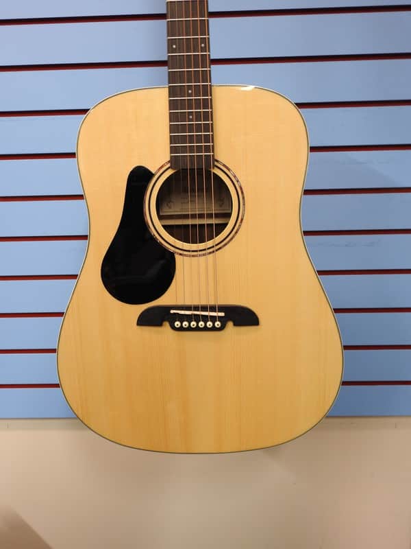 Alvarez RD26 Left Hand W/ Bag Natural Gloss