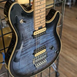 Peavey HP2 NOS Limited Edition Moonburst guitar with case