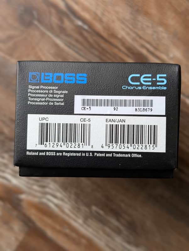 Boss CE-5 Chorus Ensemble Stereo Guitar Effects Pedal NEW IN BOX - Image 3